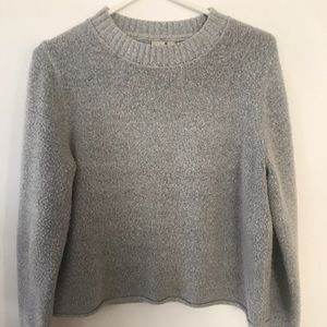 Comfortable and light sweater ✨